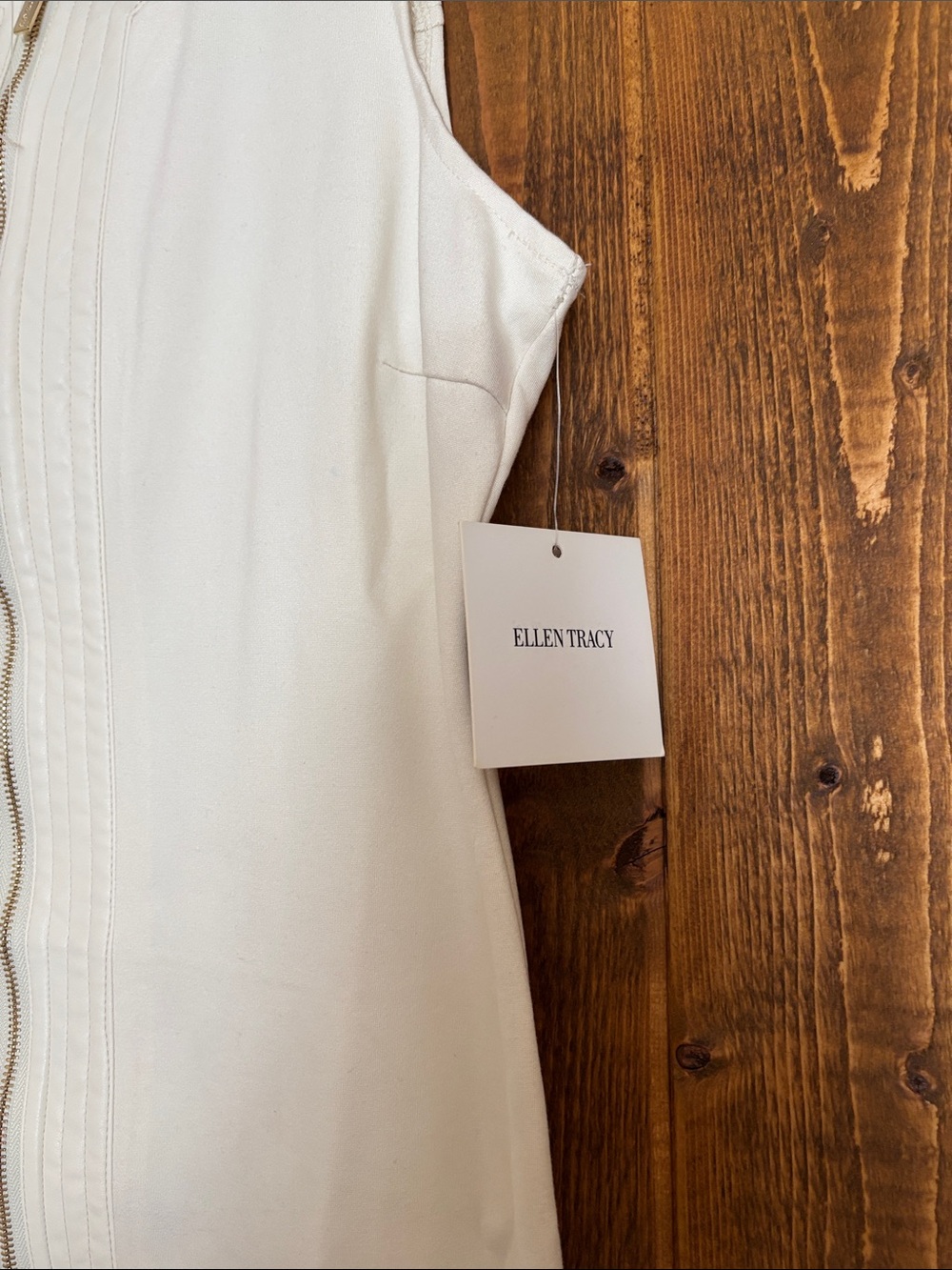 Ellen Tracy Cream Sleeveless Zip-Front Shift Dress - Picture 3 of 6